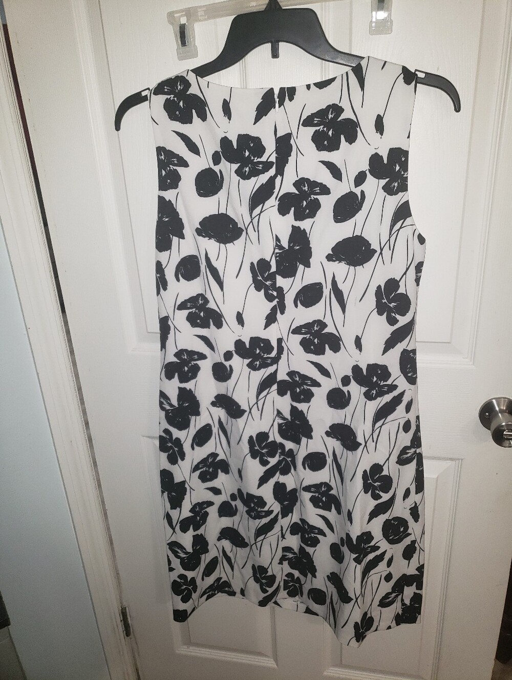 Kasper Black and White Floral Midi Dress - Picture 3 of 4